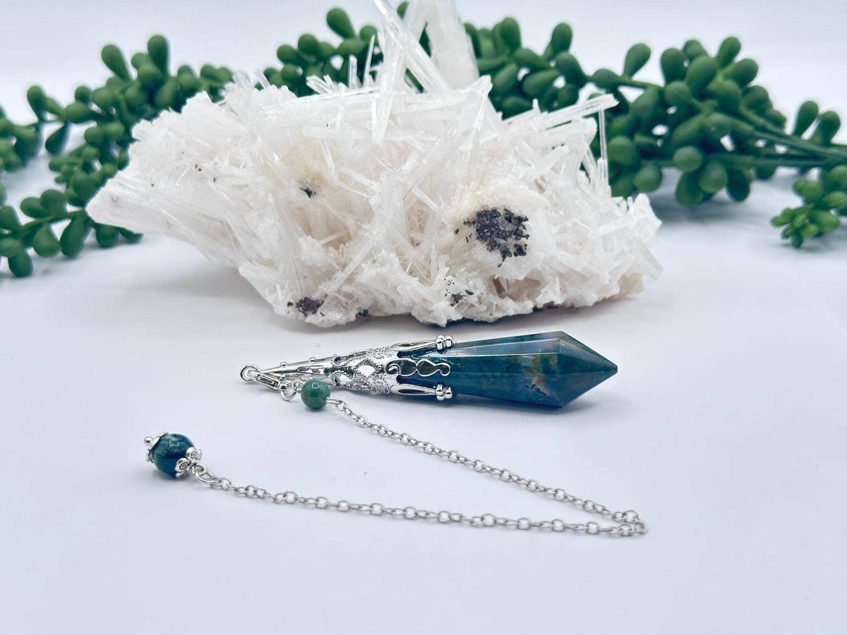 Moss Agate Gemstone Art Deco Silver Color Pendulum