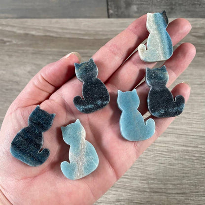 Flat Cat Figurine – Small Crystal Carving for Retailers