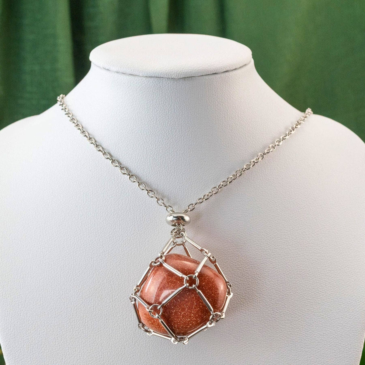 Adjustable Metal Crystal Holder Necklace.