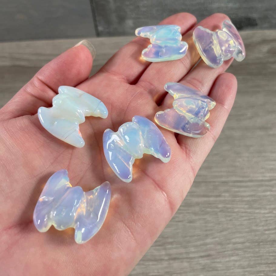 Bat Gemstone Figurines – Mini Carved Crystal Bats