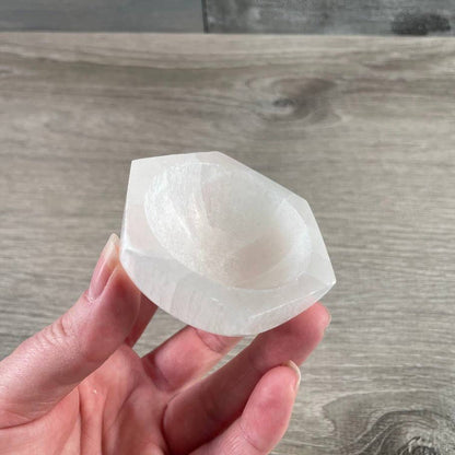 Selenite Bowls – Assorted Shapes & Sizes | Crystal Charging Bowls